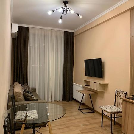 Melikishvili Str. Apartment 第比利斯 外观 照片